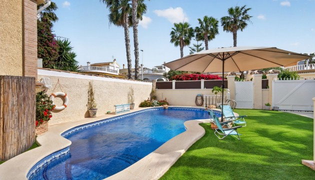 Herverkoop - Detached Villa - Gran Alacant