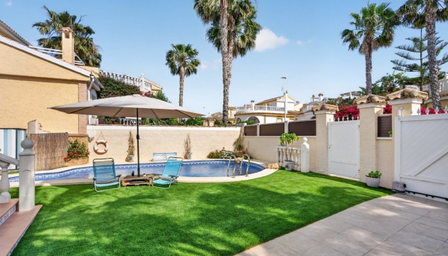 Herverkoop - Detached Villa - Gran Alacant