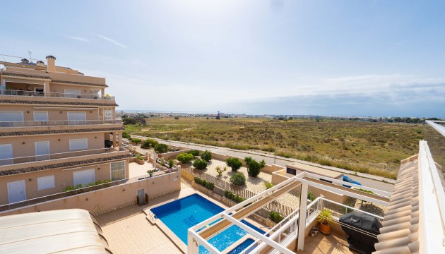 Resale - Apartment - Orihuela Costa - Villamartín