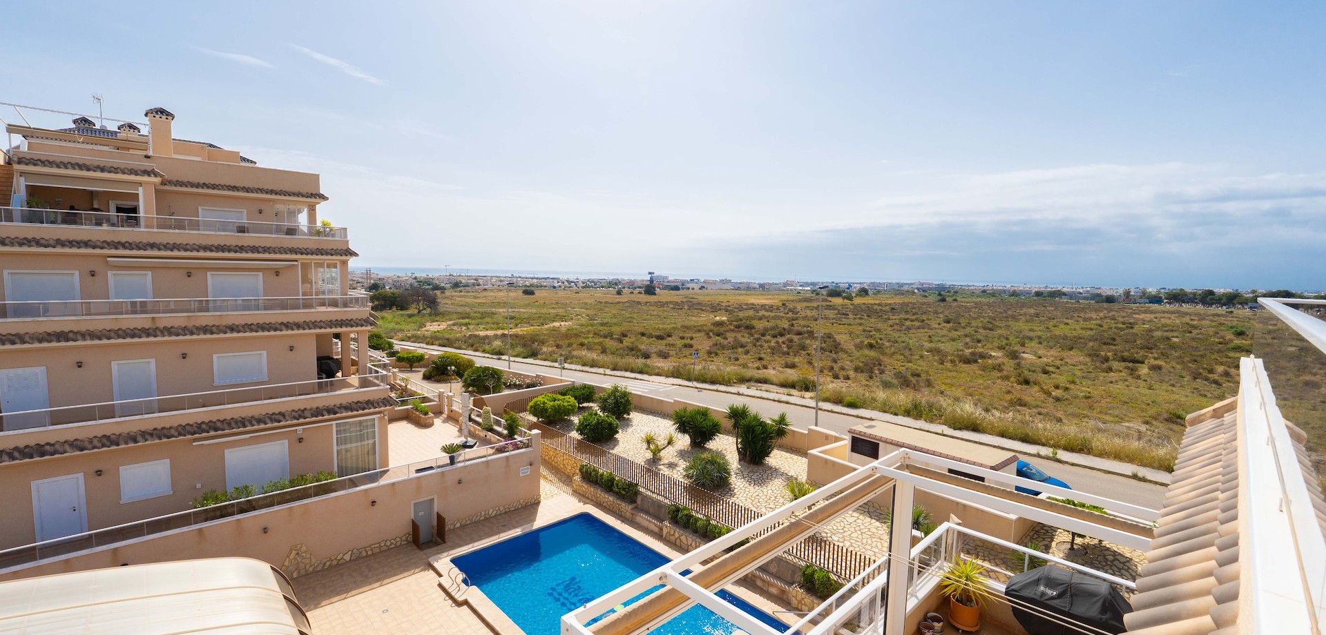 Apartment in Villamartin - Image 4