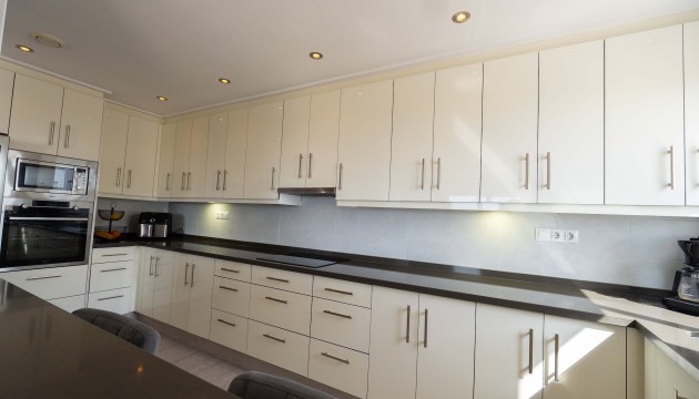 Resale - Apartment - Orihuela Costa - Villamartín