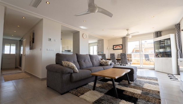 Resale - Apartment - Orihuela Costa - Villamartín