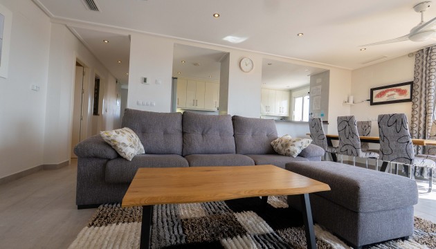 Resale - Apartment - Orihuela Costa - Villamartín