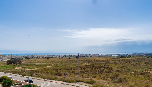 Resale - Apartment - Orihuela Costa - Villamartín