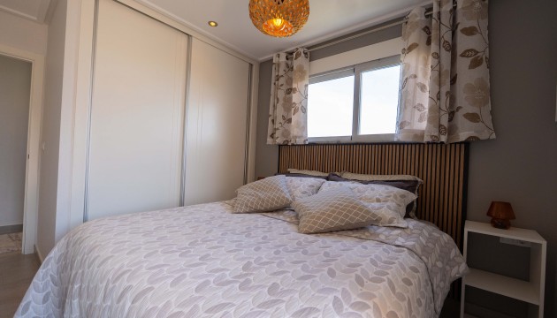 Resale - Apartment - Orihuela Costa - Villamartín
