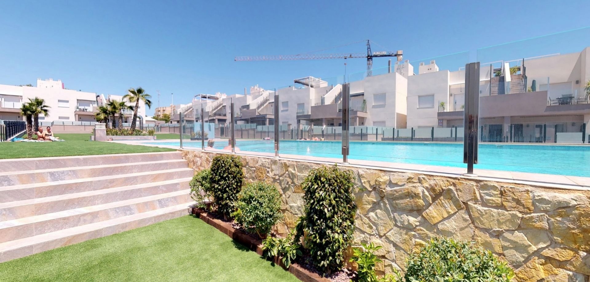 Apartment in Torrevieja - Image 2