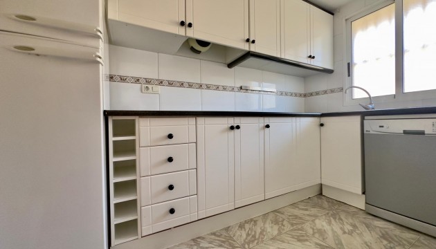 Resale - Apartment - Torrevieja - Torrelamata - La Mata