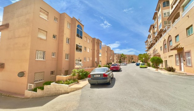 Resale - Apartment - Torrevieja - Torrelamata - La Mata
