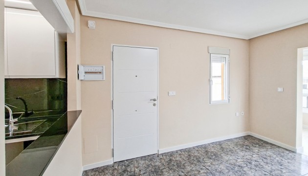 Resale - Bungalow - Orihuela Costa