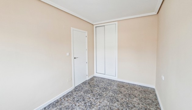 Resale - Bungalow - Orihuela Costa