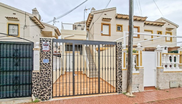 Resale - Bungalow - Orihuela Costa