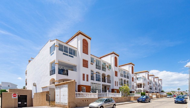 Resale - Apartment - Orihuela Costa - Punta Prima