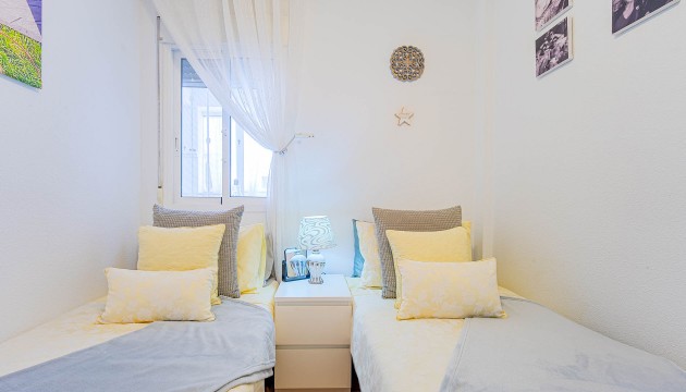 Resale - Apartment - Orihuela Costa - Punta Prima