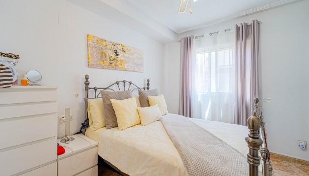 Resale - Apartment - Orihuela Costa - Punta Prima
