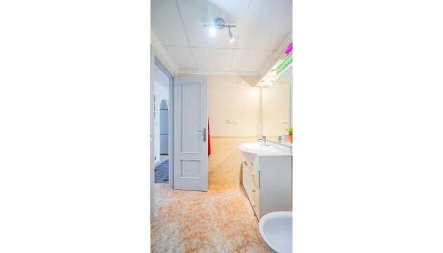 Resale - Apartment - Orihuela Costa - Punta Prima