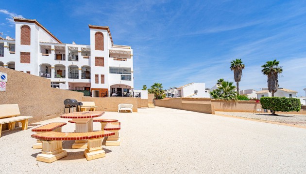 Resale - Apartment - Orihuela Costa - Punta Prima