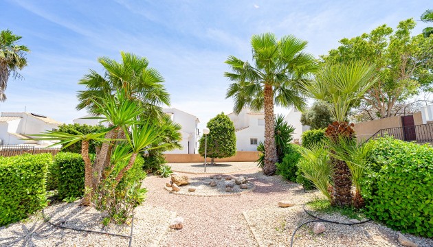 Resale - Apartment - Orihuela Costa - Punta Prima