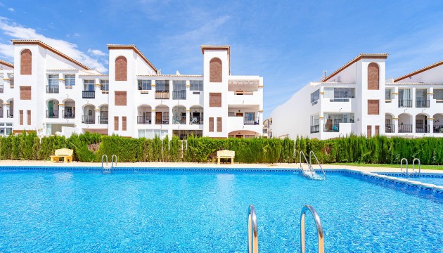 Resale - Apartment - Orihuela Costa - Punta Prima
