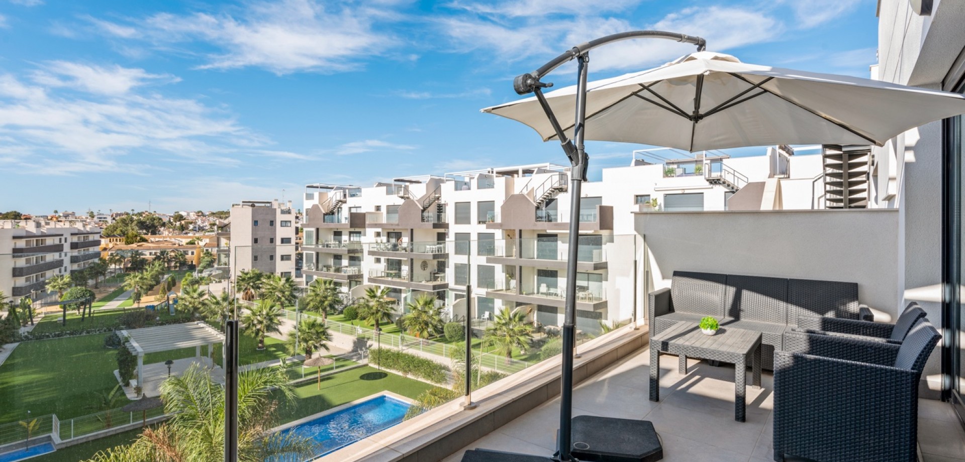 Apartment in Villamartin - Image 4
