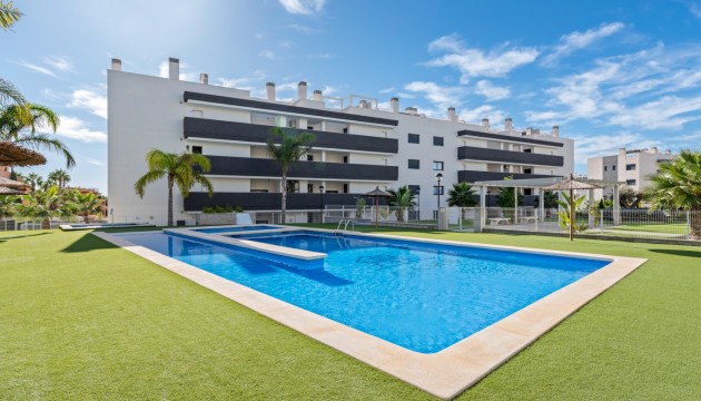 Resale - Apartment - Orihuela Costa - Villamartín