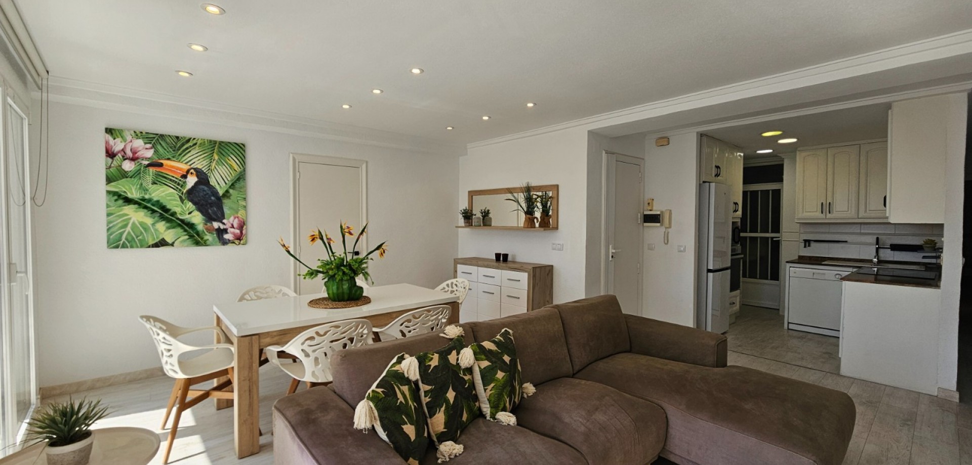 Apartment in Torrevieja - Image 3