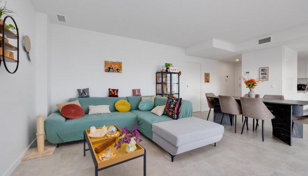 Resale - Apartment - Orihuela Costa - Campoamor