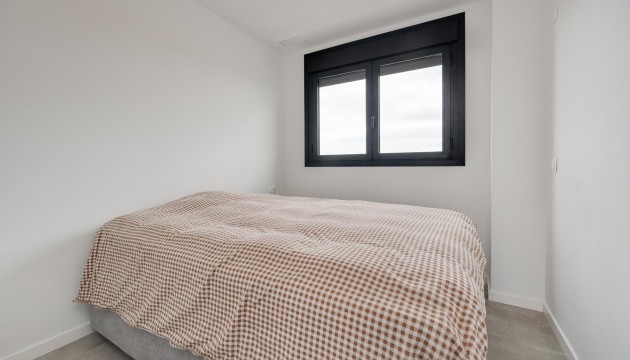 Resale - Apartment - Orihuela Costa - Campoamor