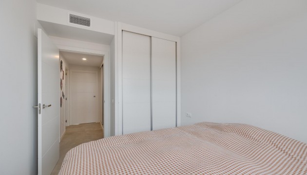 Resale - Apartment - Orihuela Costa - Campoamor