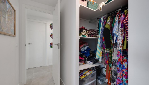 Resale - Apartment - Orihuela Costa - Campoamor