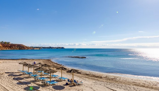 Resale - Apartment - Orihuela Costa - Campoamor