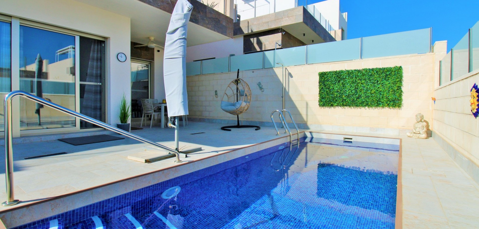 House in Villamartin - Image 2