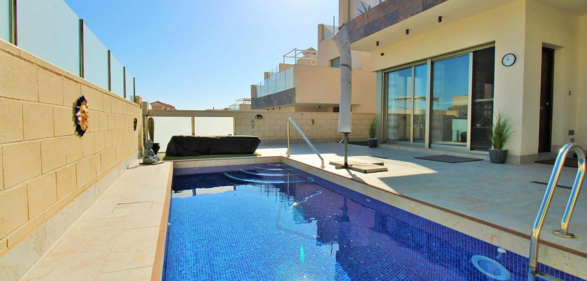 House in Villamartin - Image 3