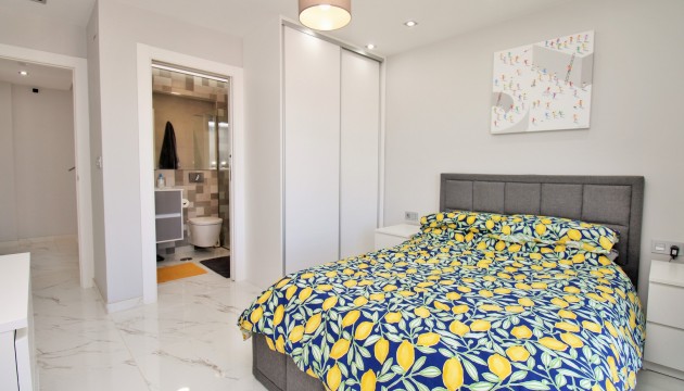 Resale - Detached Villa - Orihuela Costa - Villamartín