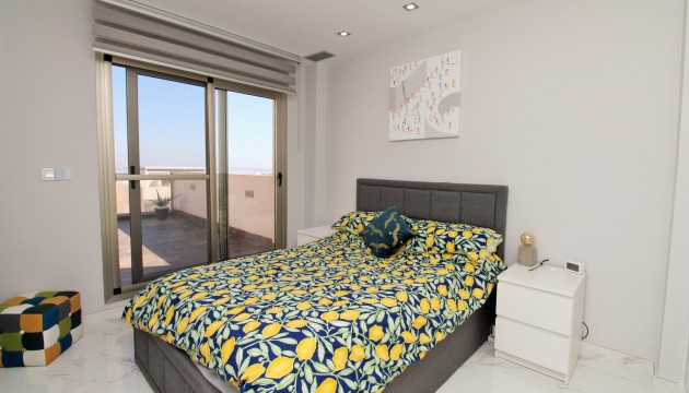 Resale - Detached Villa - Orihuela Costa - Villamartín