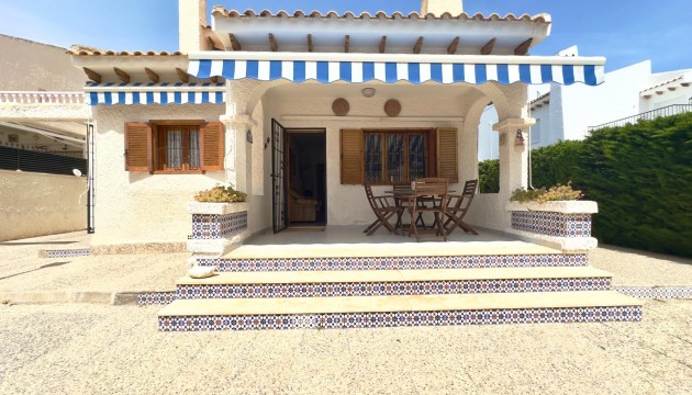 Resale - Detached Villa - Orihuela Costa - La Zenia