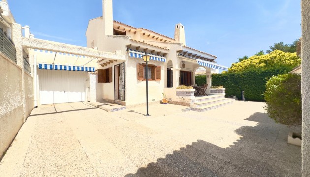 Resale - Detached Villa - Orihuela Costa - La Zenia