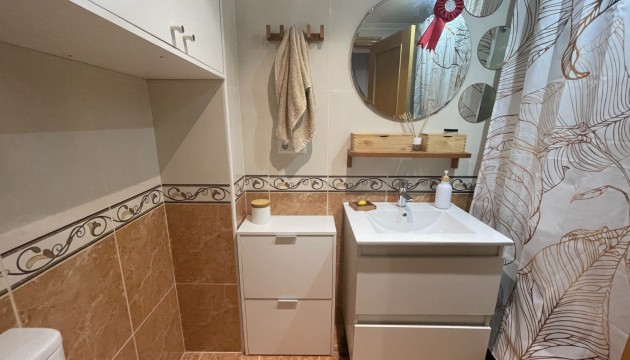 Herverkoop - Apartment - Almoradi