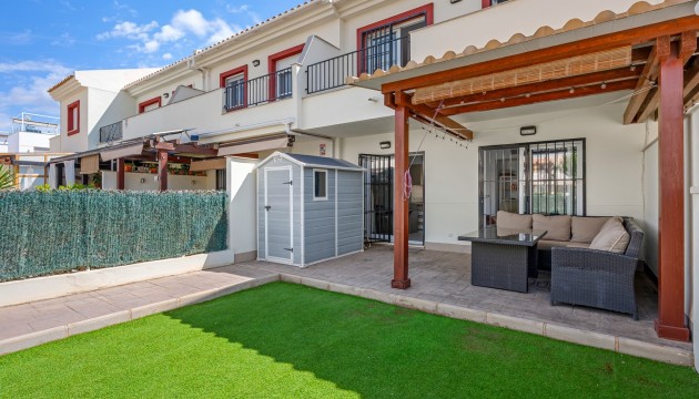 Resale - Townhouse - Ciudad Quesada