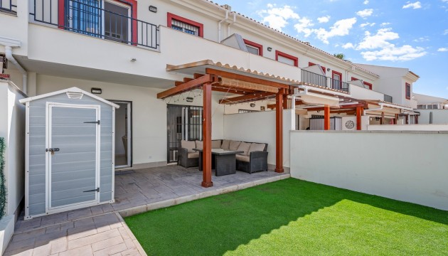 Resale - Townhouse - Ciudad Quesada