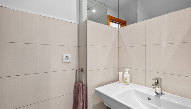 Resale - Townhouse - Ciudad Quesada