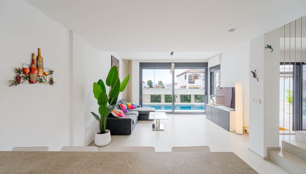 Resale - Detached Villa - Orihuela Costa - Punta Prima