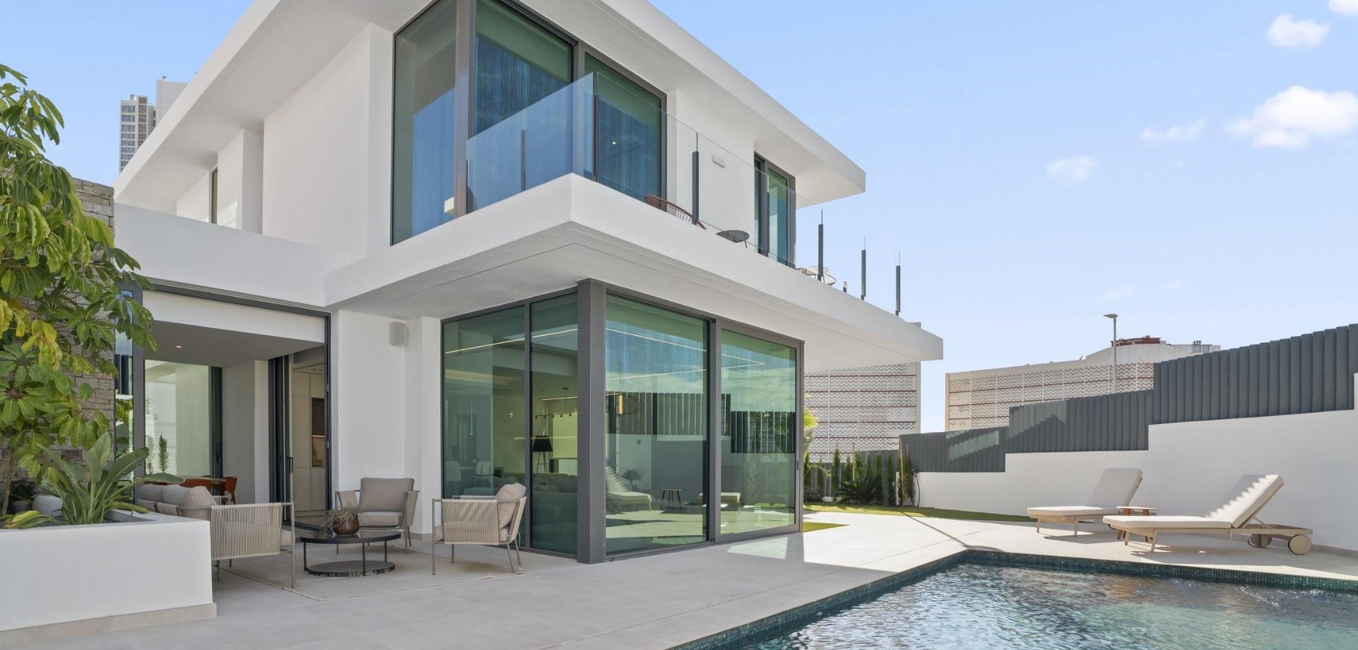 House in Raco de l'Oix - view 1