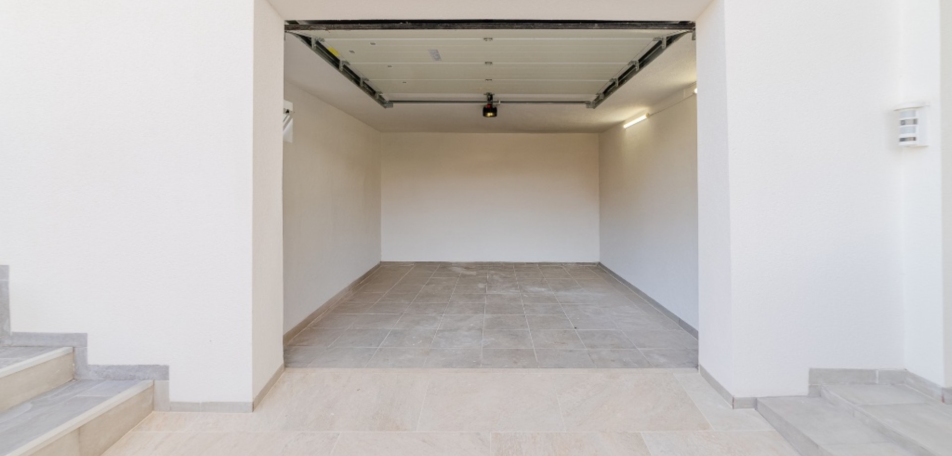 House in Los Balcones - Image 4