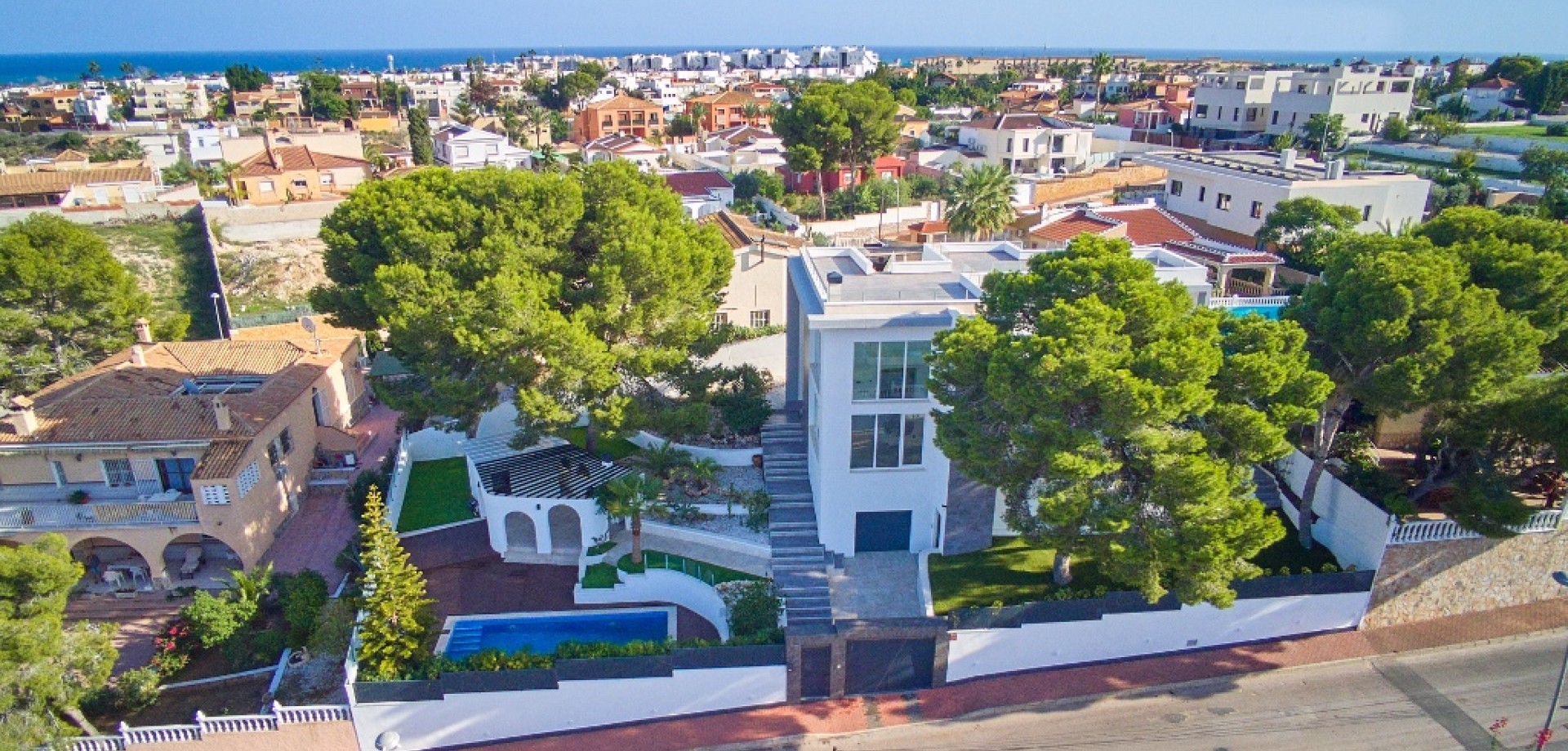 House in Los Balcones - Image 5