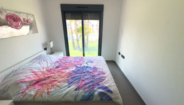 Resale - Apartment - Orihuela Costa - La Zenia
