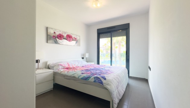 Resale - Apartment - Orihuela Costa - La Zenia