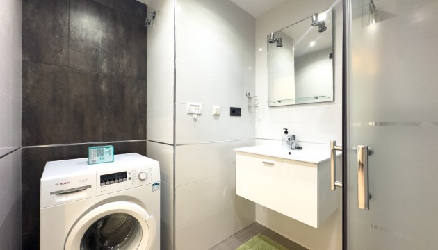 Resale - Apartment - Orihuela Costa - La Zenia