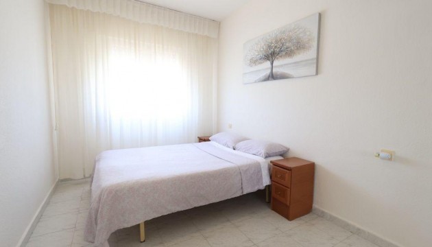 Resale - Bungalow - Torrevieja - La Siesta - El Salado -  Torreta