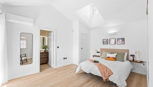 Resale - Detached Villa - Orihuela Costa - Villamartín