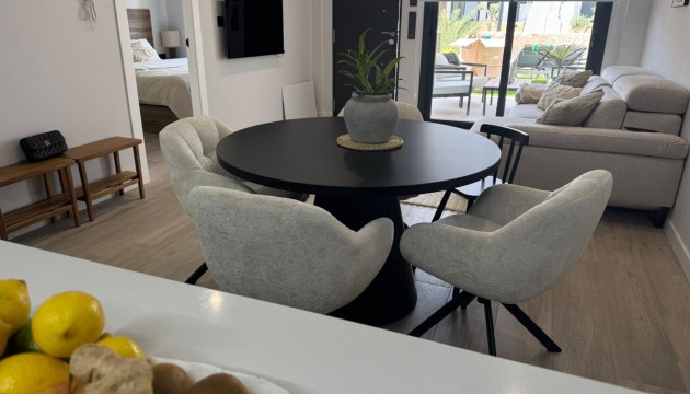 Resale - Apartment - Orihuela Costa - Punta Prima